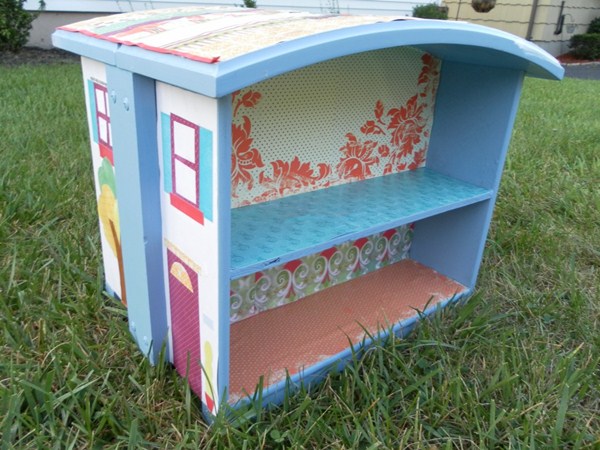 Casinha de Boneca com Gaveta   DIY reciclando móveis; pap casinha de bonecas diy casinha de bonecas 